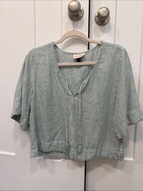 Universal Thread Sage Green and White Striped V-Neck Tie-Front Tunic